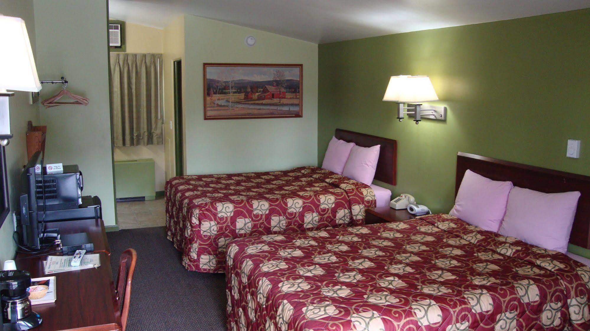 Pinconning Trail Inn Motel エクステリア 写真